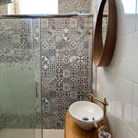 Tree House Iii * Setúbal